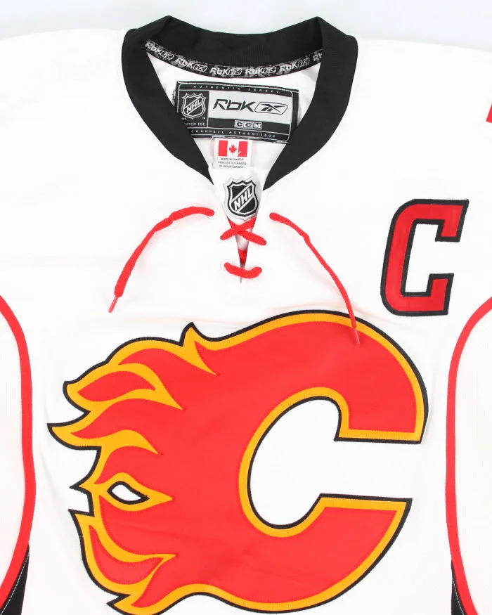 Vintage 2000's Reebok Calgary Flames NHL Jersey - M sold by Rokit product image thumbnail 3