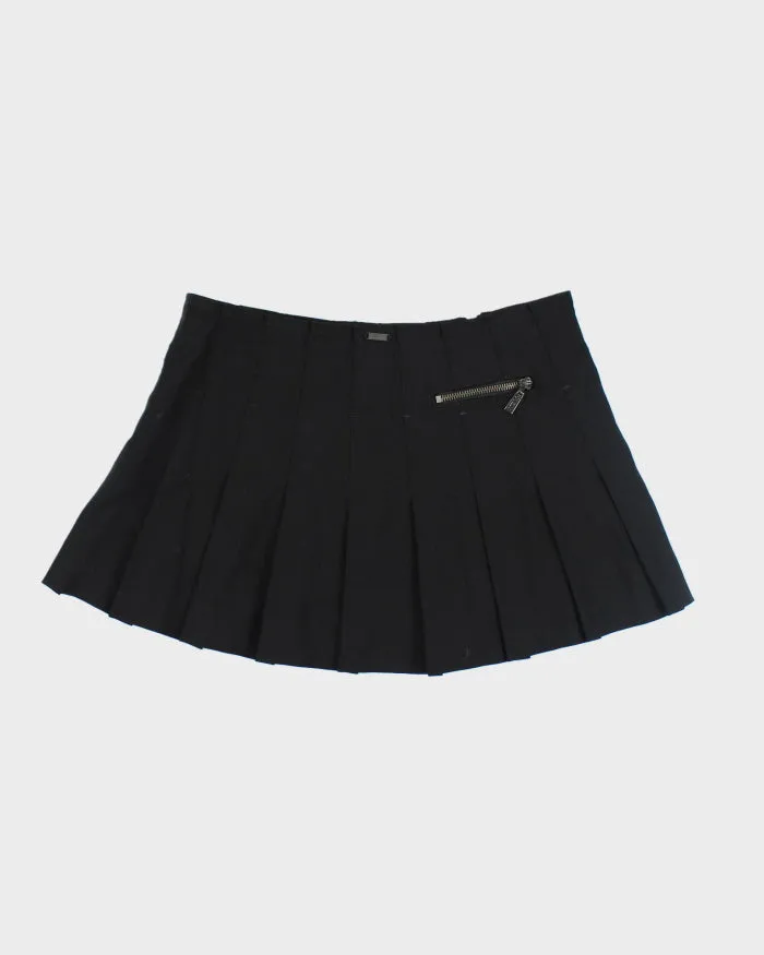 Vintage Guess Pleated Skirt - S sold by Rokit product image thumbnail 2