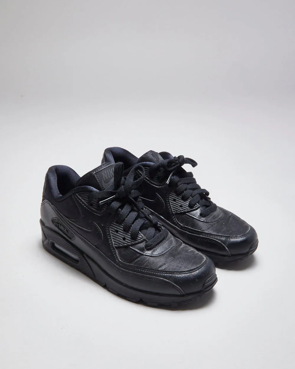 Nike Air Max Trainers - UK6 sold by Rokit