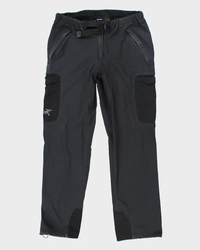 Vintage 2000's Arc'teryx Multi Pocket Utility Trousers - L sold by Rokit
