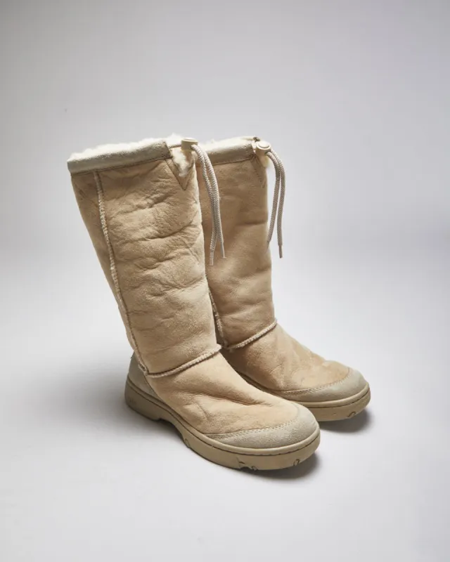 Ugg Australia Sherpa Lined Boots - UK6 sold by Rokit