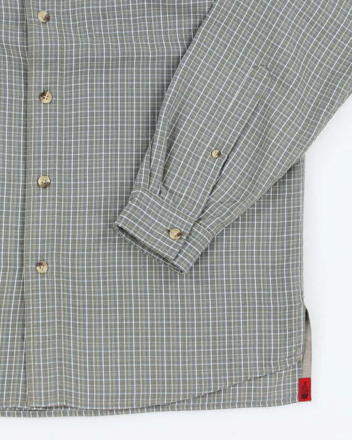 Vintage 2000's The North Face Lightweight Long-sleeved Shirt - L sold by Rokit product image thumbnail 4
