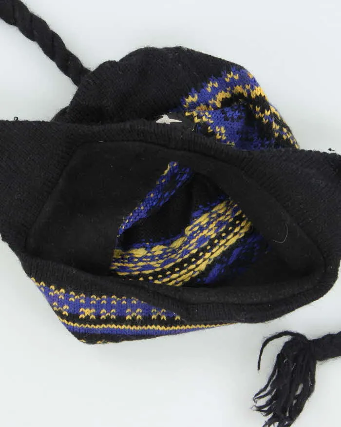 Vintage Y2K Aardvark Toggle Beanie - OS sold by Rokit product image thumbnail 4