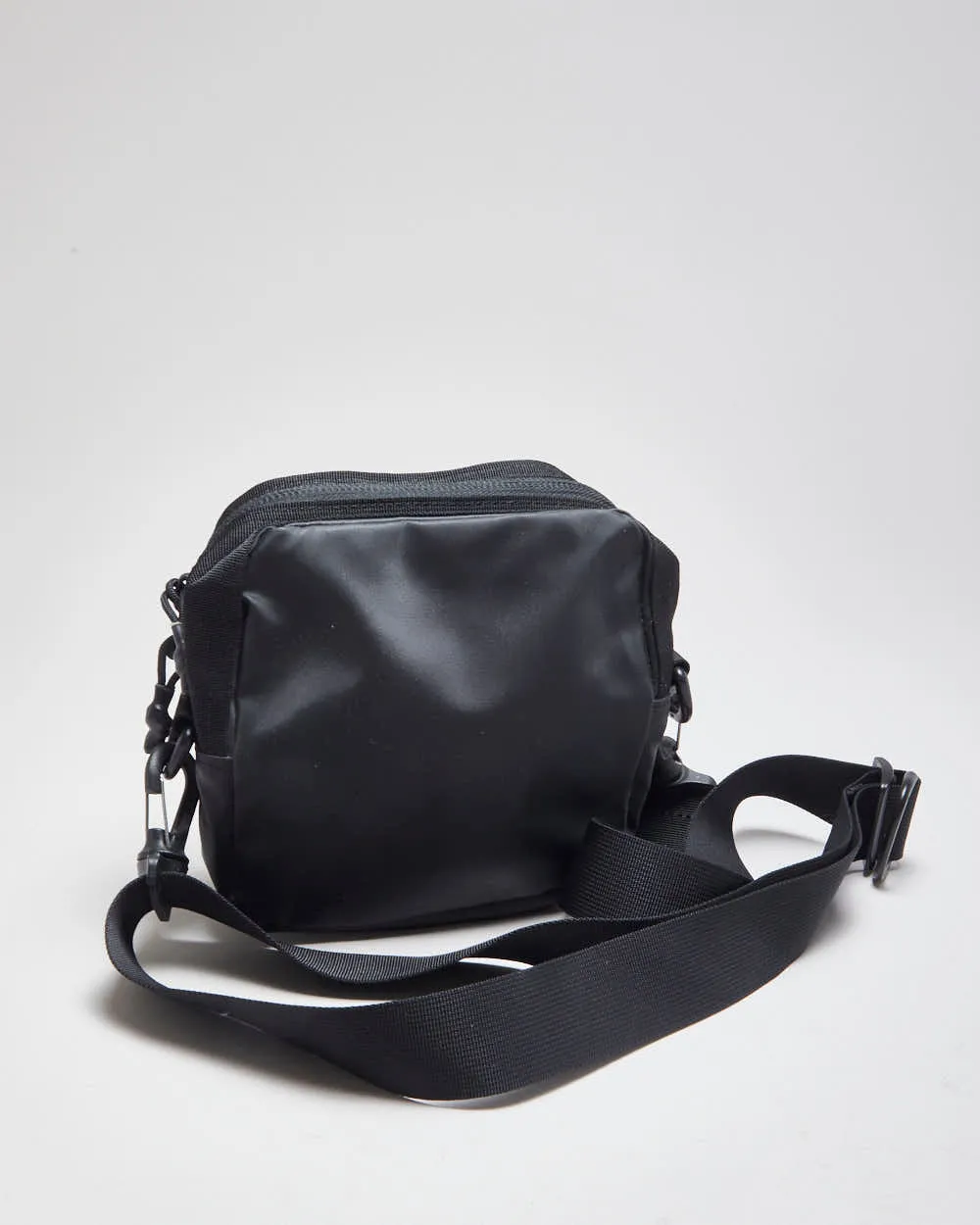 The North Face Black Side Bag sold by Rokit product image thumbnail 2