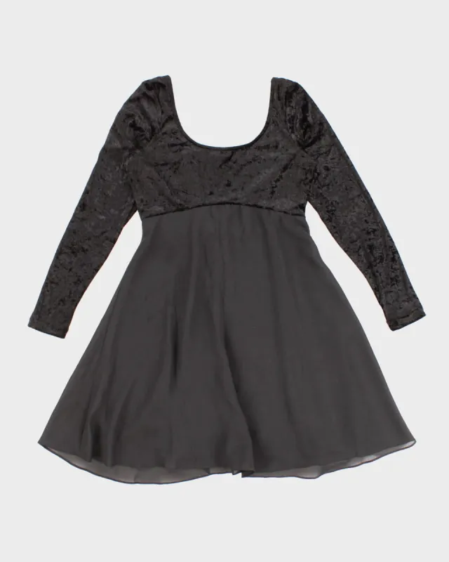 Black Velvet Skater Dress - S sold by Rokit