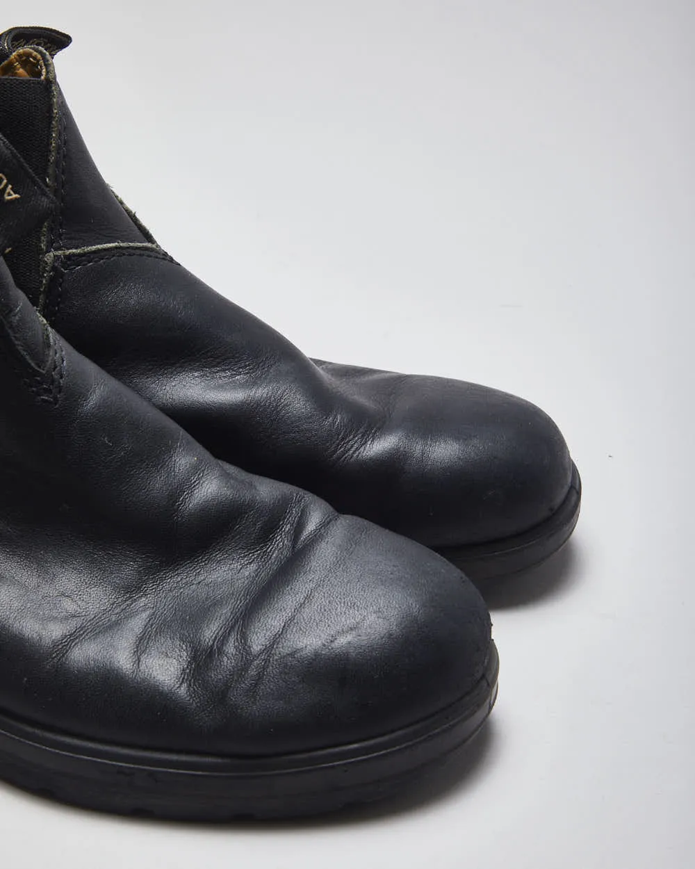 Vintage Women's Blundstone Leather Chelsea Boots - UK 5 sold by Rokit product image thumbnail 5