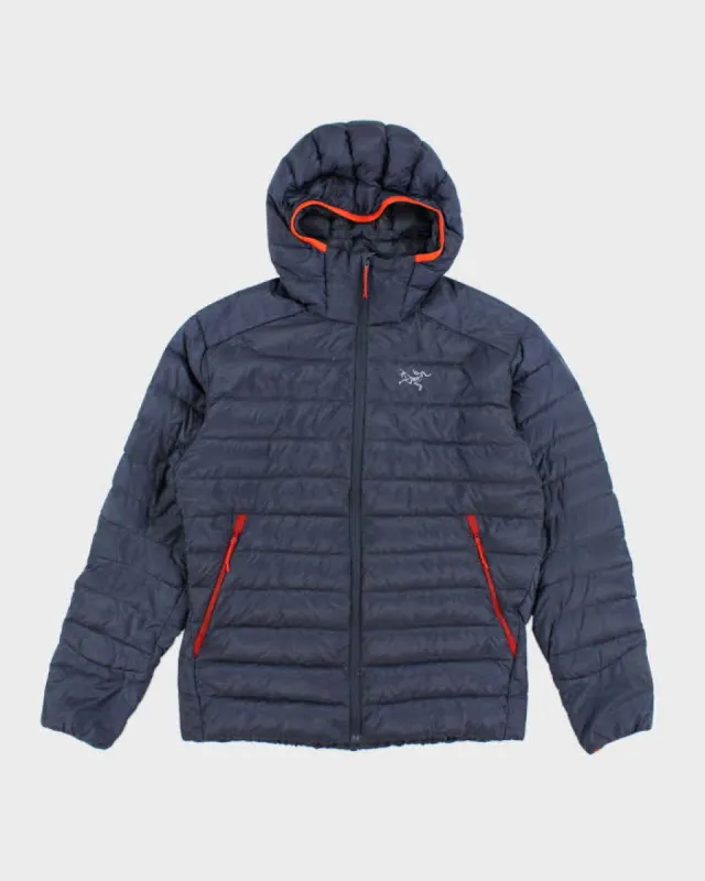 Vintage Arc'teryx Lightweight Hooded Puffer Jacket - M sold by Rokit