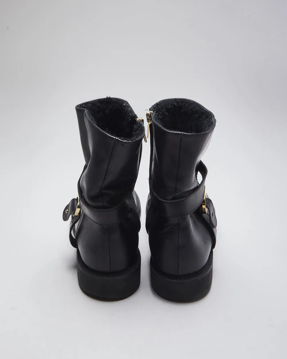 Vintage Salvatore Ferragamo Insulate Leather Ankle Boots - UK 10 sold by Rokit product image thumbnail 4