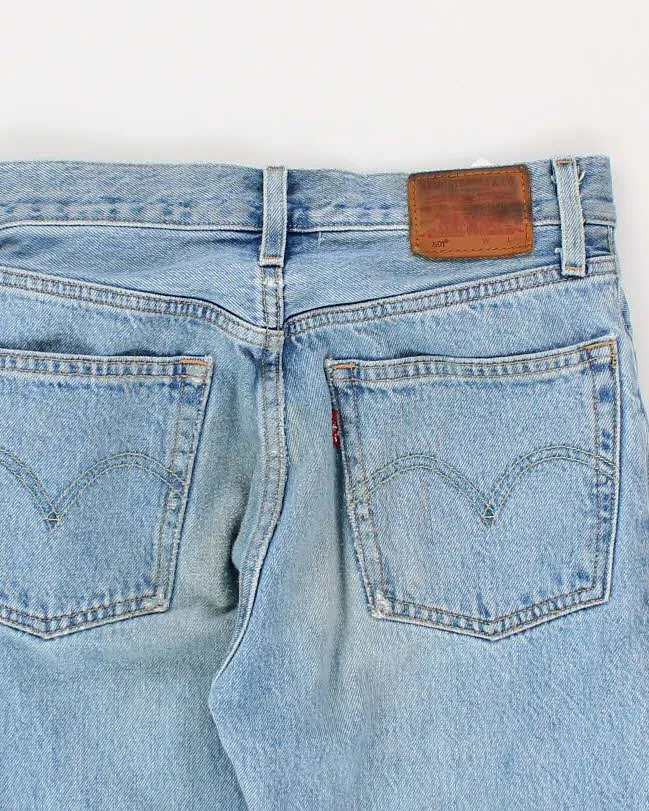 Mens Blue Light Wash 501 Levi's Jeans - W26 L27 sold by Rokit product image thumbnail 3