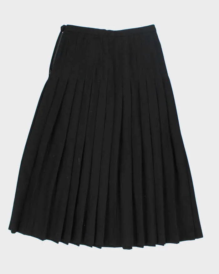 Vintage Eaton Wool Pleated Skirt - XS sold by Rokit product image thumbnail 2