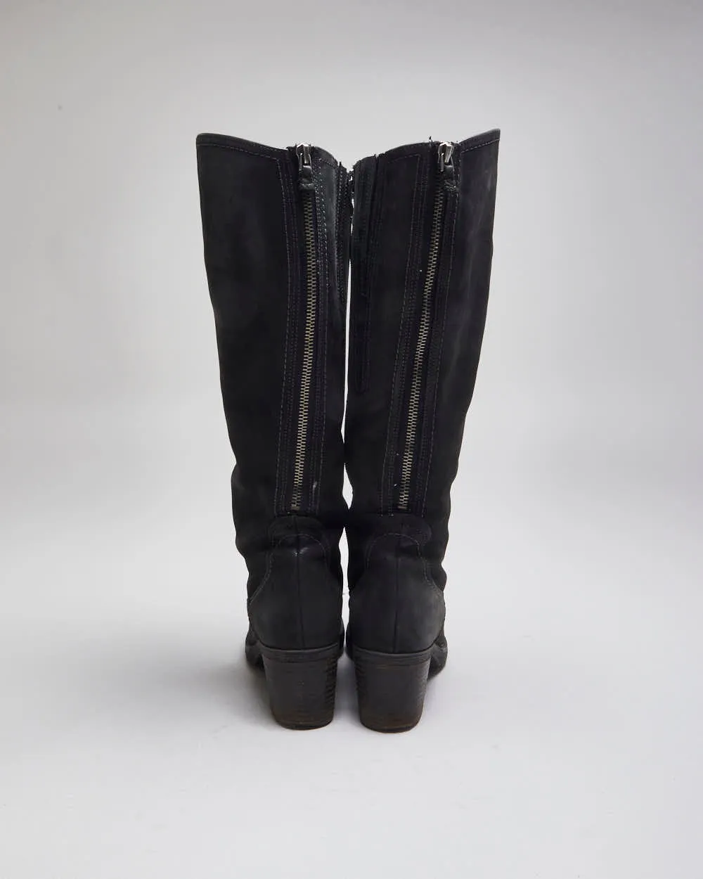 Vintage Y2K Women's Soft Leather High Heeled Boots - UK 3 sold by Rokit product image thumbnail 4