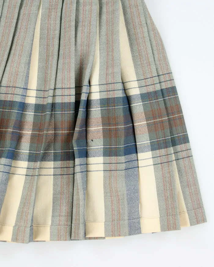 Vintage Highland Queen Pleated Wool Skirt - S sold by Rokit product image thumbnail 4