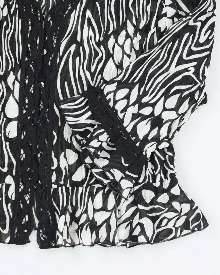 Y2k 00s Violet & Claire Pattern Mesh Blouse - XL sold by Rokit product image thumbnail 4