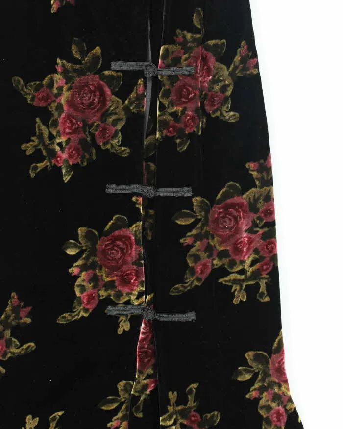 Vintage Suttles & Seawinds Velvet Floral Jeans - XS sold by Rokit product image thumbnail 4