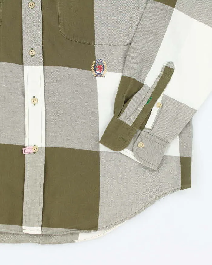 Vintage 2000's Tommy Hilfiger Patterned Oversized Shirt - M sold by Rokit product image thumbnail 4