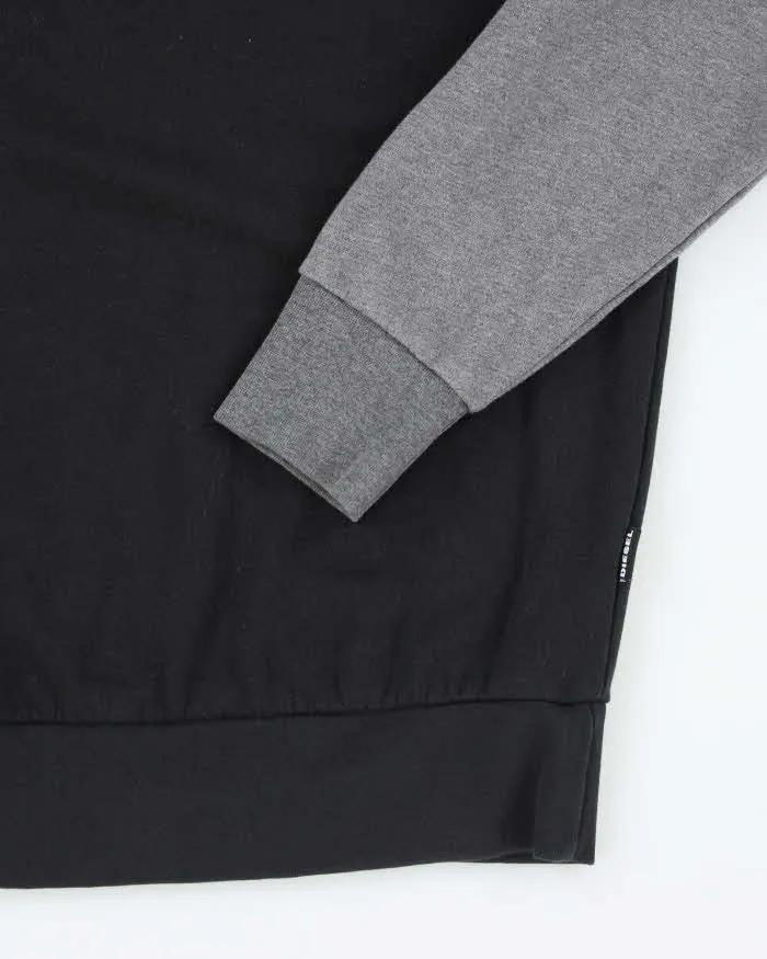 Vintage Y2K Diesel Small Logo Sweatshirt - S sold by Rokit product image thumbnail 4