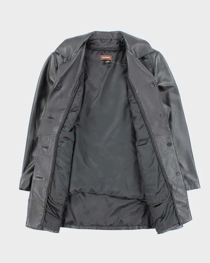 Vintage Women's Danier Heavyweight Leather Button Up Jacket - XL sold by Rokit product image thumbnail 5