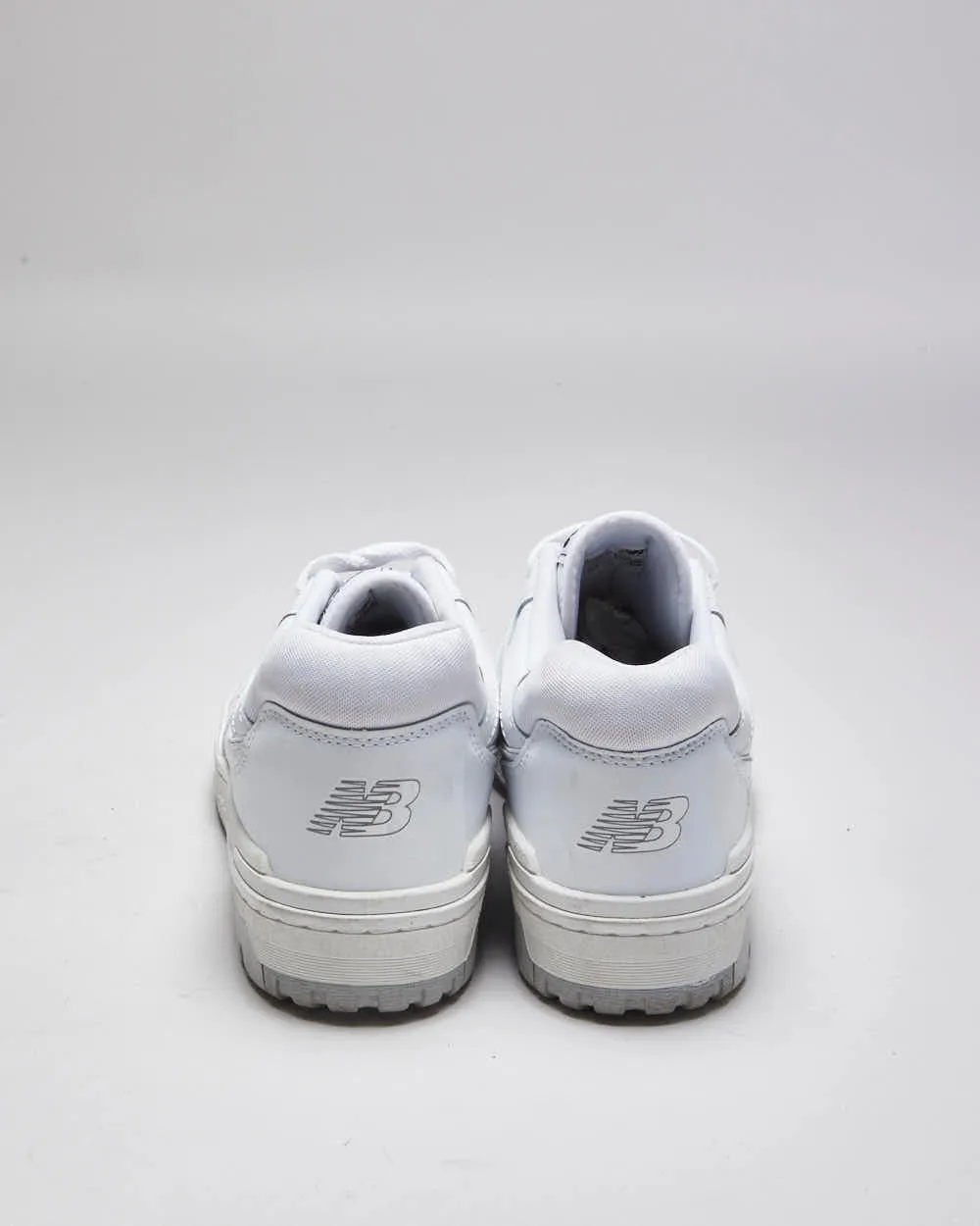 New Balance 550 White Leather Trainers - UK 11 sold by Rokit product image thumbnail 4
