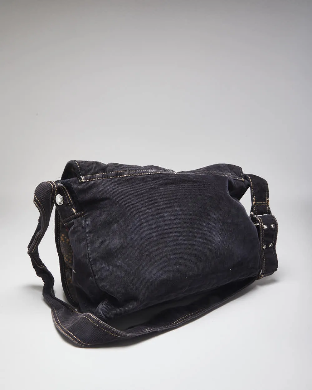 Levi's Black Corduroy Bag sold by Rokit product image thumbnail 2