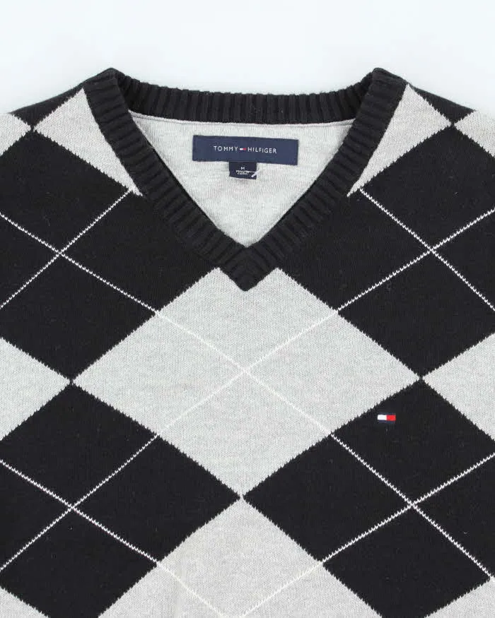 Vintage Tommy Hilfiger V-Neck Patterned Knit Jumper - M sold by Rokit product image thumbnail 3