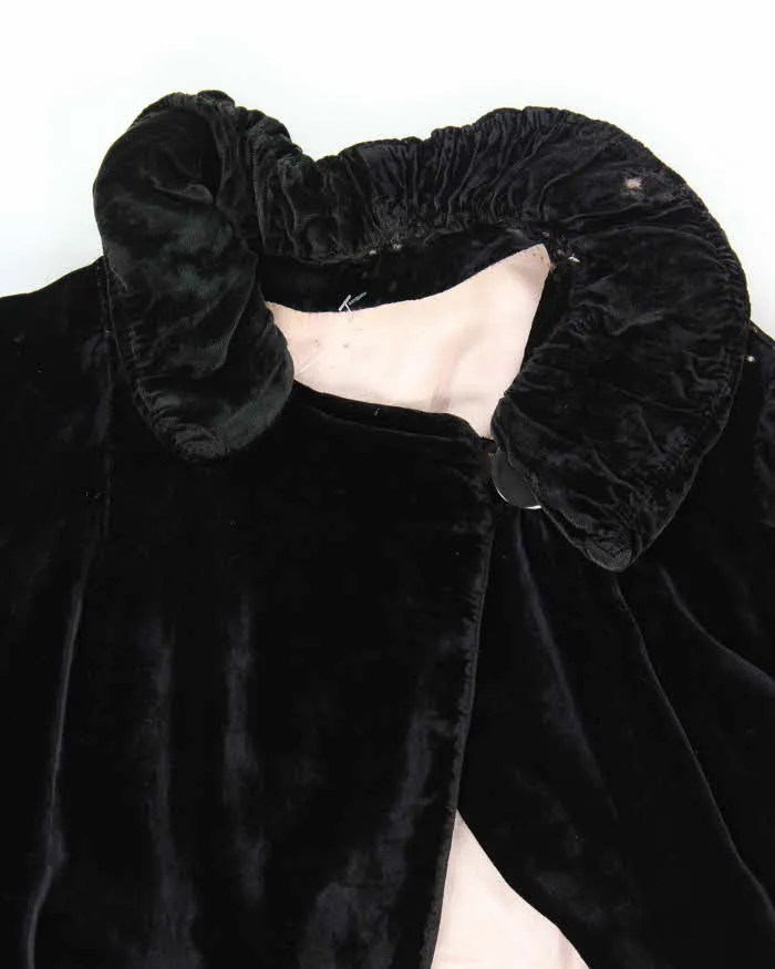 Vintage 20s Velvet Cape sold by Rokit product image thumbnail 3
