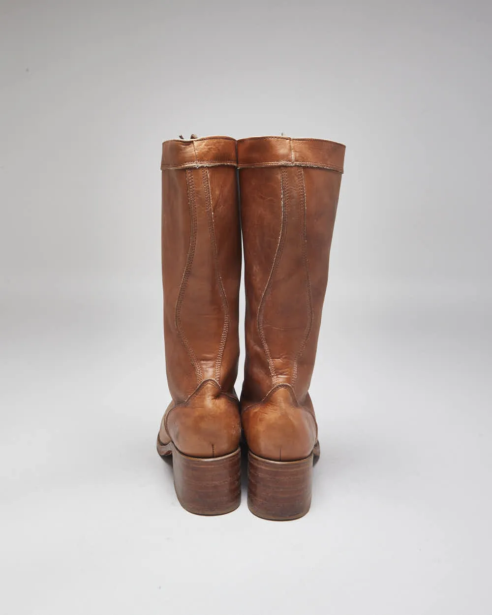 Vintage Frye Lace-Up Brown Leather Boots - UK7.5 sold by Rokit product image thumbnail 4