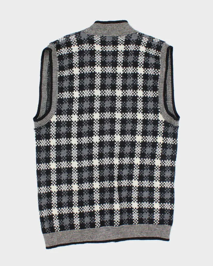 Vintage 80s Pendleton Patterned Wool Cardigan Vest - L sold by Rokit product image thumbnail 2