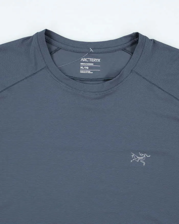 Vintage Arc'teryx Motus Crew Long-sleeved T-Shirt - XL sold by Rokit product image thumbnail 3