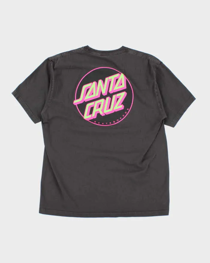 Vintage 2000's Santa Cruz Centre Logo Graphic T-Shirt - L sold by Rokit product image thumbnail 2