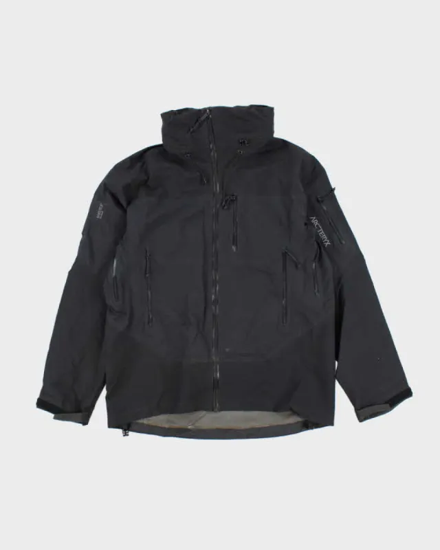 Vintage Arc'teryx Goretex Hidden Hood Waterproof Jacket - M sold by Rokit