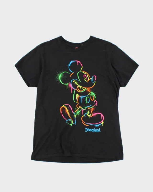Vintage 2000's Disney Graffiti Graphic T-Shirt - M sold by Rokit