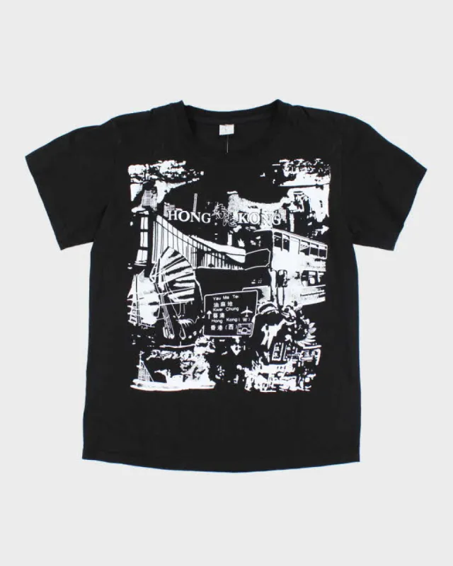 Vintage 2000's Hong Kong Souvenir Graphic T-Shirt - L sold by Rokit