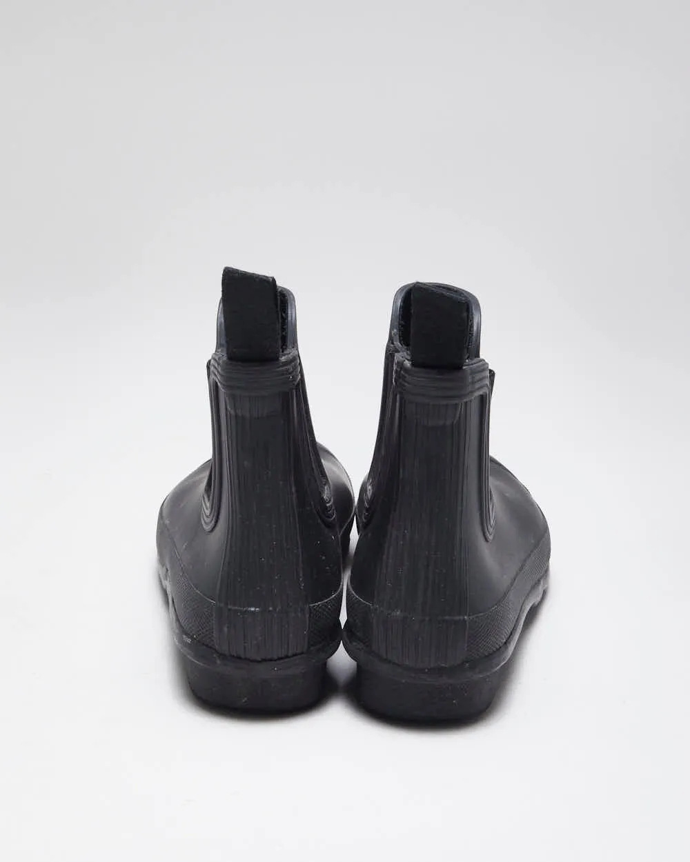 Hunter Black Short Wellington Boots - UK4 sold by Rokit product image thumbnail 4