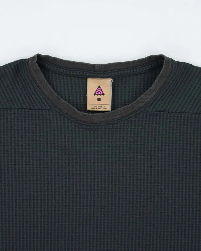 Vintage Nike ACG Waffle Thermal Long-sleeved T-Shirt - L sold by Rokit product image thumbnail 3