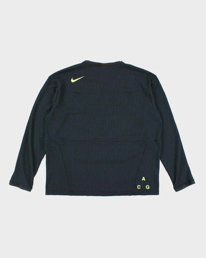 Vintage Nike ACG Waffle Thermal Long-sleeved T-Shirt - L sold by Rokit product image thumbnail 2