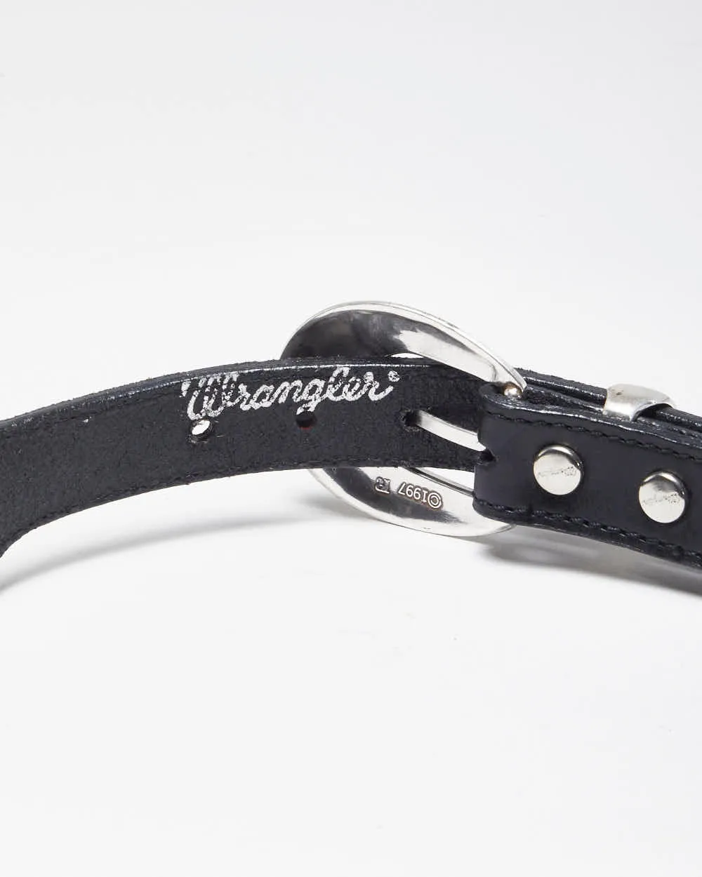 Vintage Wrangler Black Leather Belt - W29-32 sold by Rokit product image thumbnail 3
