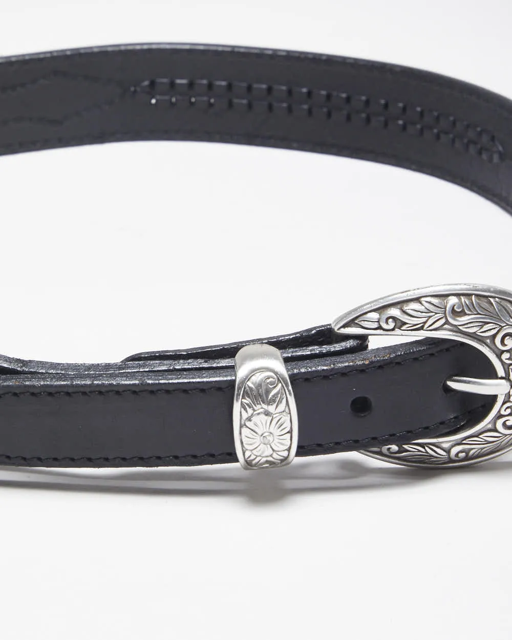 Vintage Wrangler Black Leather Belt - W29-32 sold by Rokit product image thumbnail 4