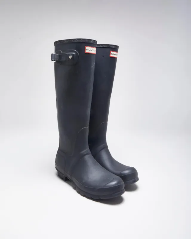 Hunter Black Wellington Boots - UK6 sold by Rokit