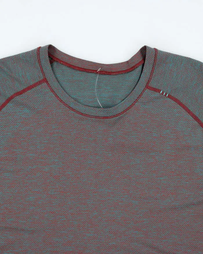 Men's LuluLemon Green & Red Lightweight Sports T-Shirt - L sold by Rokit product image thumbnail 3