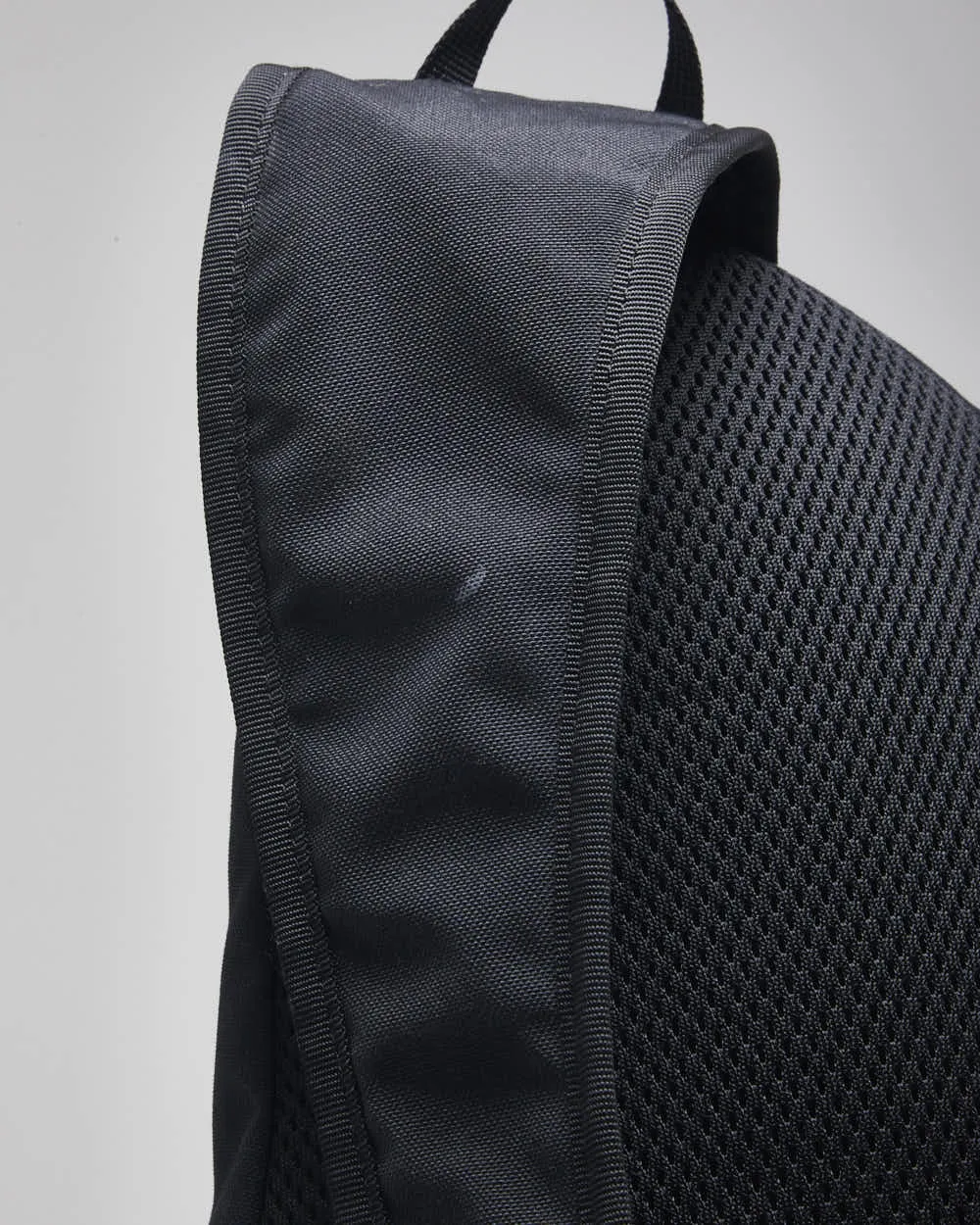 Vintage MEC Crossbody Multi Pocket Sling Bag sold by Rokit product image thumbnail 3