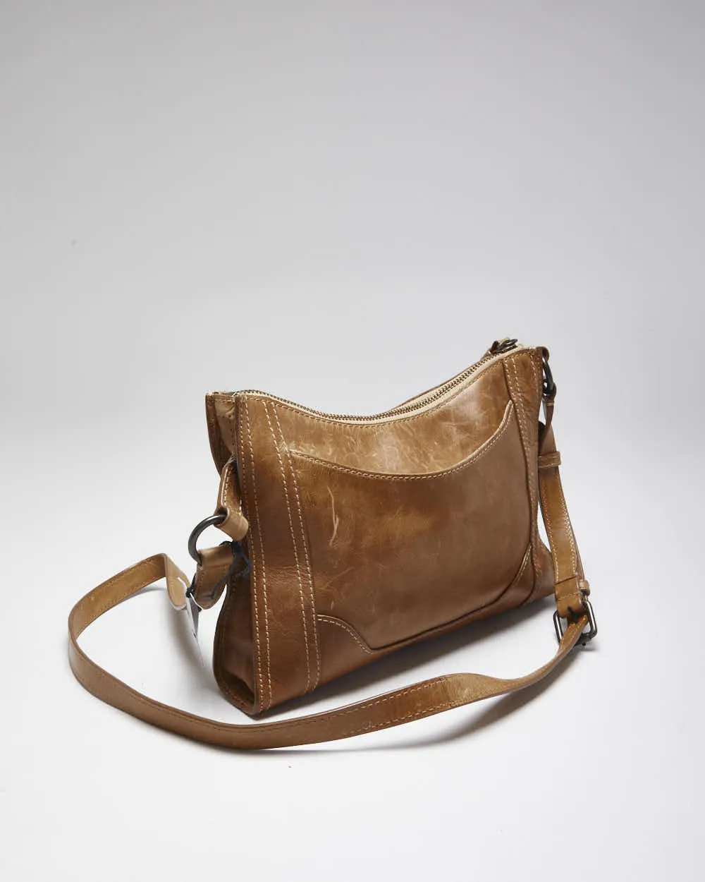 Deadstock Vintage Frye Crossbody Bag sold by Rokit product image thumbnail 2
