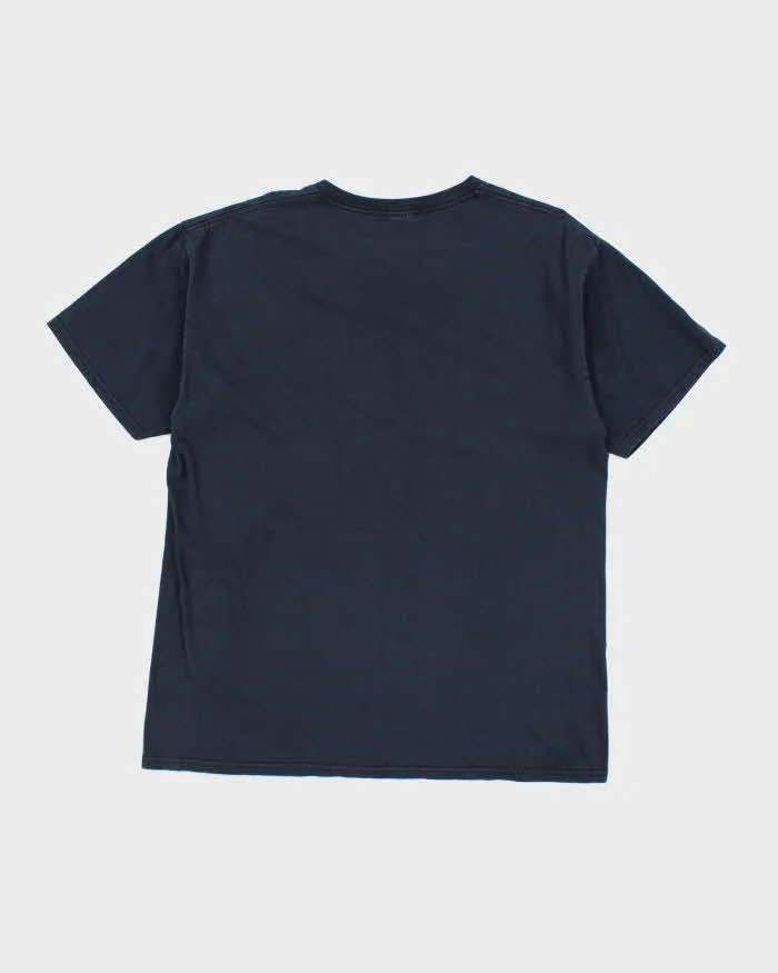 Vintage 2000's Wolf Split Face Graphic T-Shirt - L sold by Rokit product image thumbnail 2