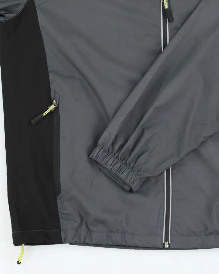 Vintage New Balance Lightweight Windbreaker Jacket - XL sold by Rokit product image thumbnail 4