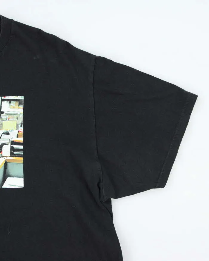 The U.S. Office Jim Thumbs Up Graphic T-Shirt - L sold by Rokit product image thumbnail 4