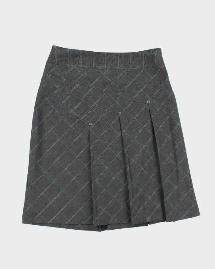 Vintage Y2k 00s Pierre Cardin Checked Pleated Skirt - S sold by Rokit