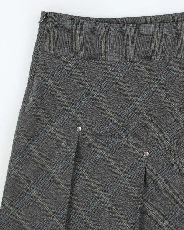 Vintage Y2k 00s Pierre Cardin Checked Pleated Skirt - S sold by Rokit product image thumbnail 4