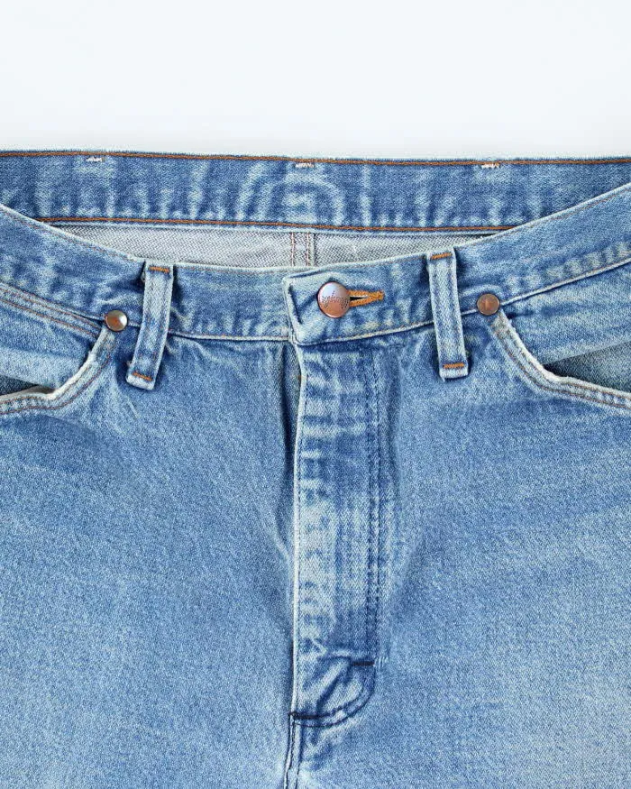 Vintage 90's Wrangler Cut Off Raw Hem Denim Shorts - W30 L9 sold by Rokit product image thumbnail 3