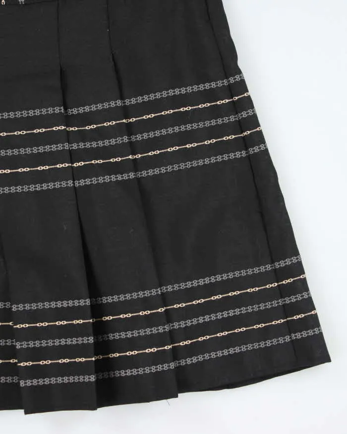 Vintage Y2k 00s EC Pleated Pattern Skirt - M sold by Rokit product image thumbnail 4