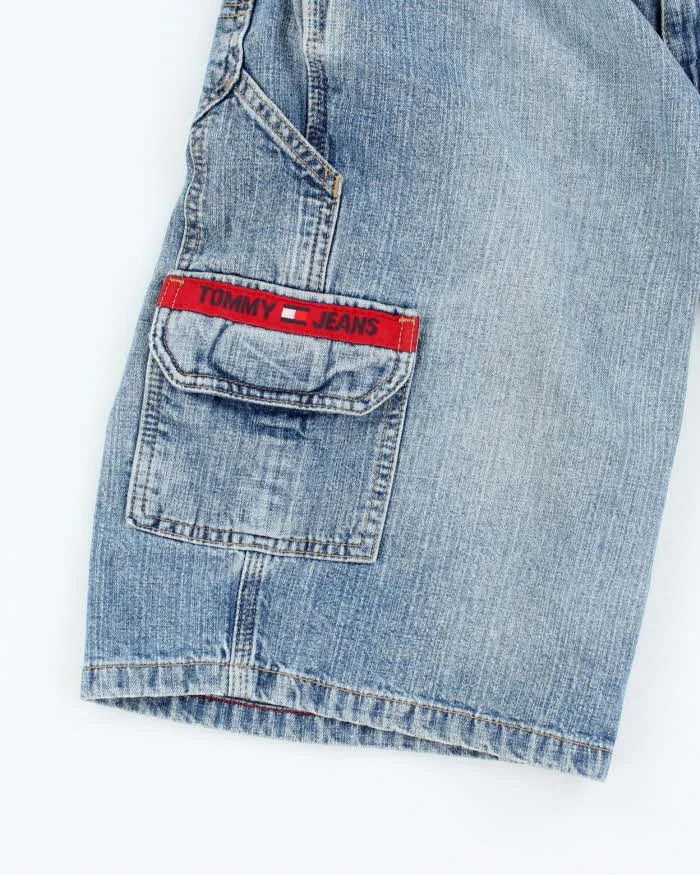 Vintage 2000's Tommy Hilfiger Light Wash Denim Shorts - W32 L13 sold by Rokit product image thumbnail 4
