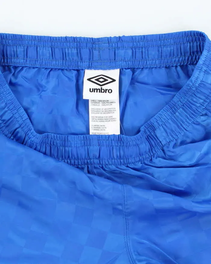 Vintage 2000's Umbro Checked Lightweight Sports Shorts - W26 L5 sold by Rokit product image thumbnail 3
